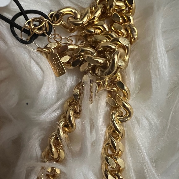 Electric Picks Necklace - Picture 2 of 3